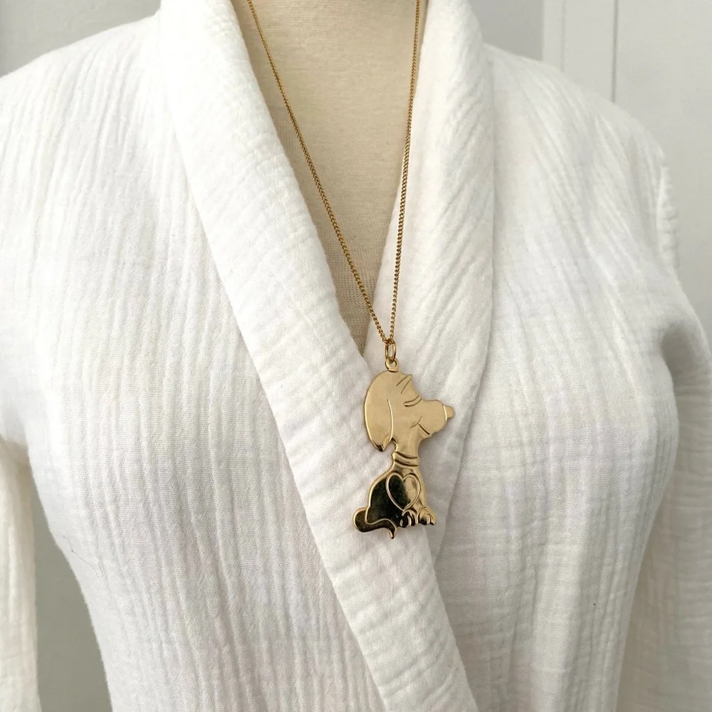 Vintage Gold Snoopy Necklace - Picture 3 of 4